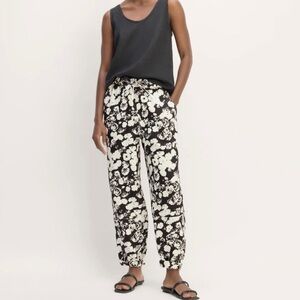 Everlane | worn once! The Linen Pull-on Barrel Pant
